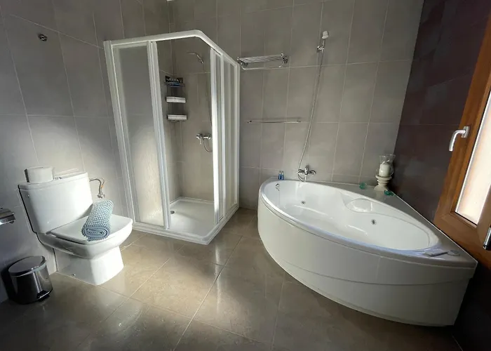 Tama Luxury & Relax * קוסטה טגוויסה